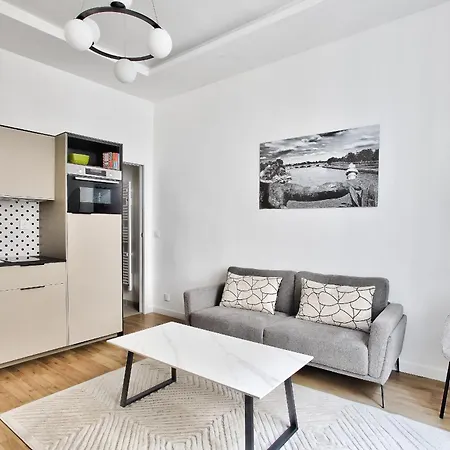 Marais Elegance - Two Bedrooms Apartmán
